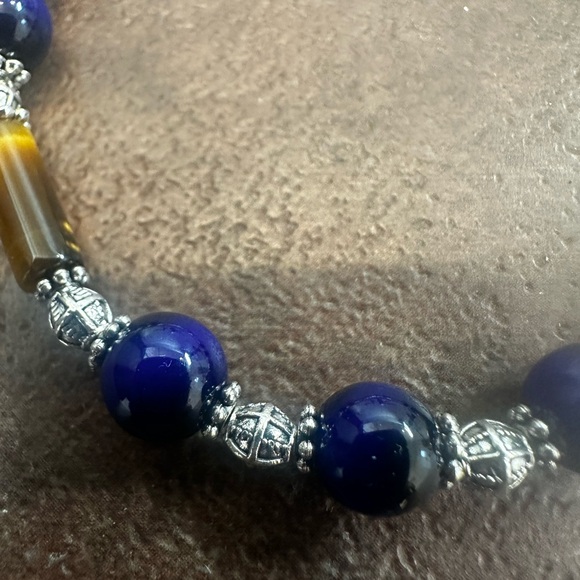 Elegant Blue and Brown Beaded Bracelet - Picture 5 of 6